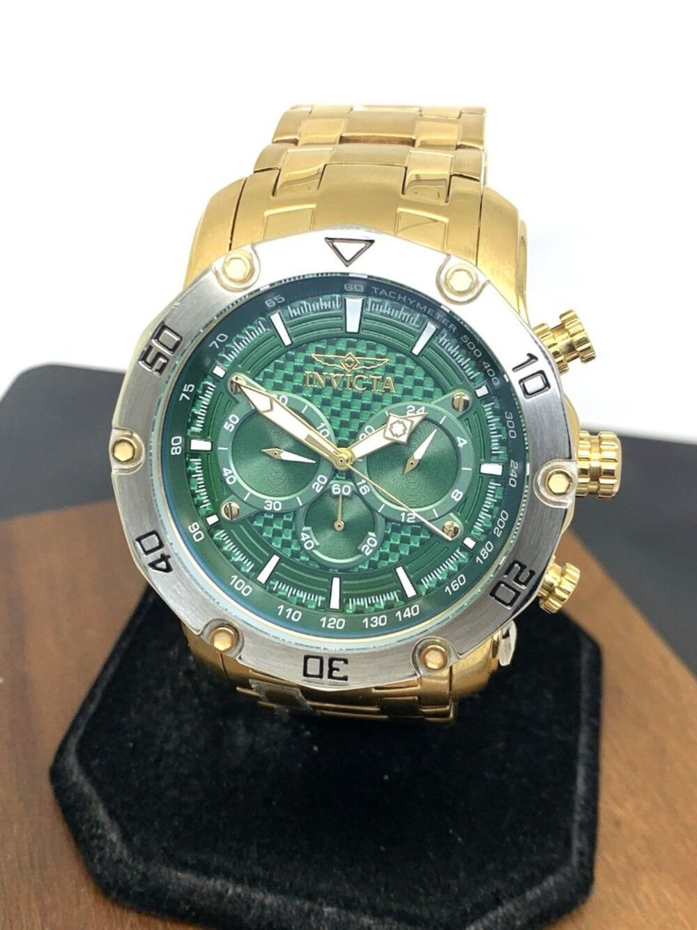 Invicta Men's Watch 38445 Pro Diver Quartz Green Dial Gold Stainless Steel 50mm